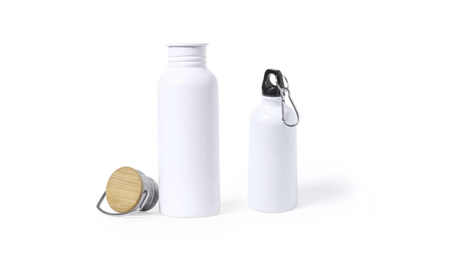 Dos cantimploras personalizables: una de estilo retro de 700ml con asa vintage y detalle en bambú, y otra compacta de 400ml en c